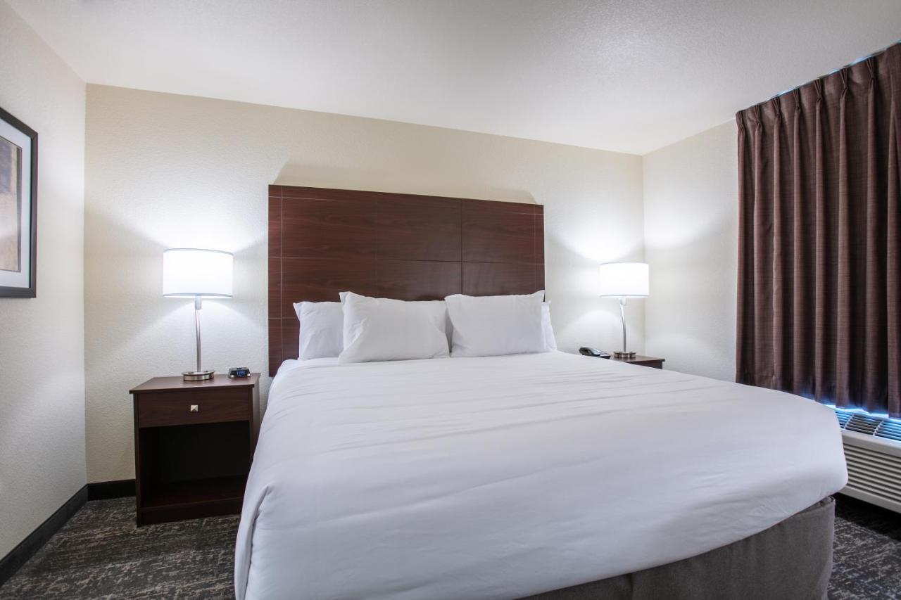 Cobblestone Inn & Suites - Pine Bluffs Ngoại thất bức ảnh
