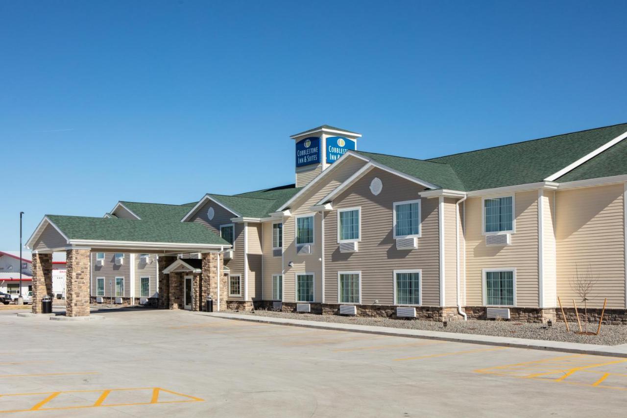 Cobblestone Inn & Suites - Pine Bluffs Ngoại thất bức ảnh