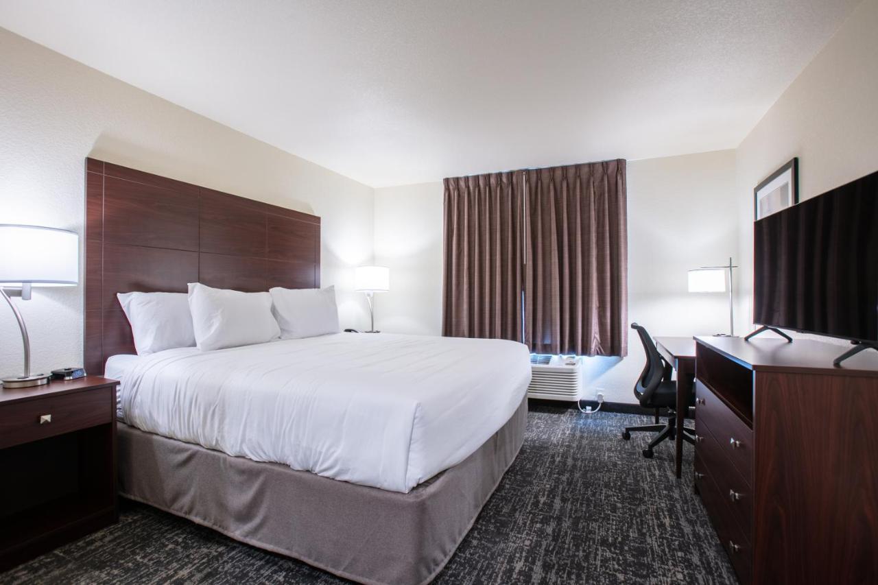 Cobblestone Inn & Suites - Pine Bluffs Ngoại thất bức ảnh