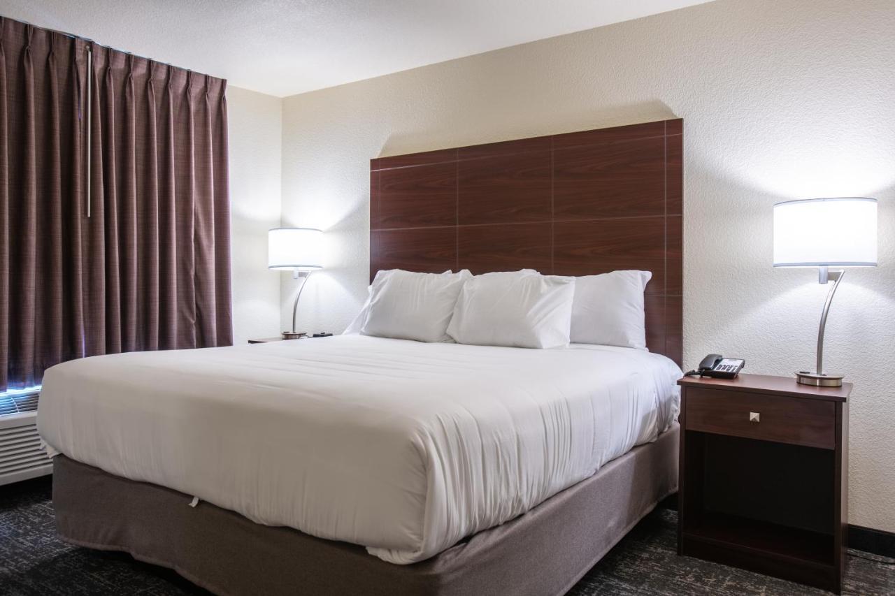 Cobblestone Inn & Suites - Pine Bluffs Ngoại thất bức ảnh
