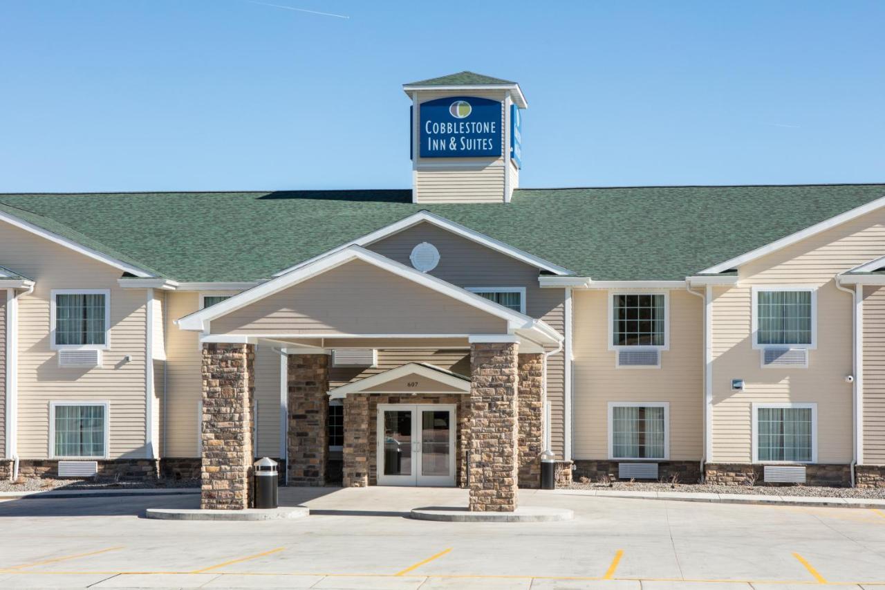 Cobblestone Inn & Suites - Pine Bluffs Ngoại thất bức ảnh